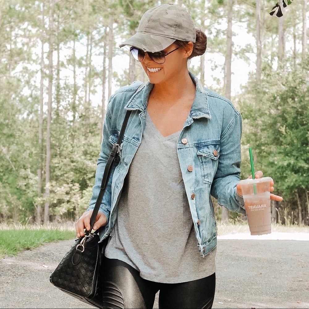 Meet your Posher, Jessica